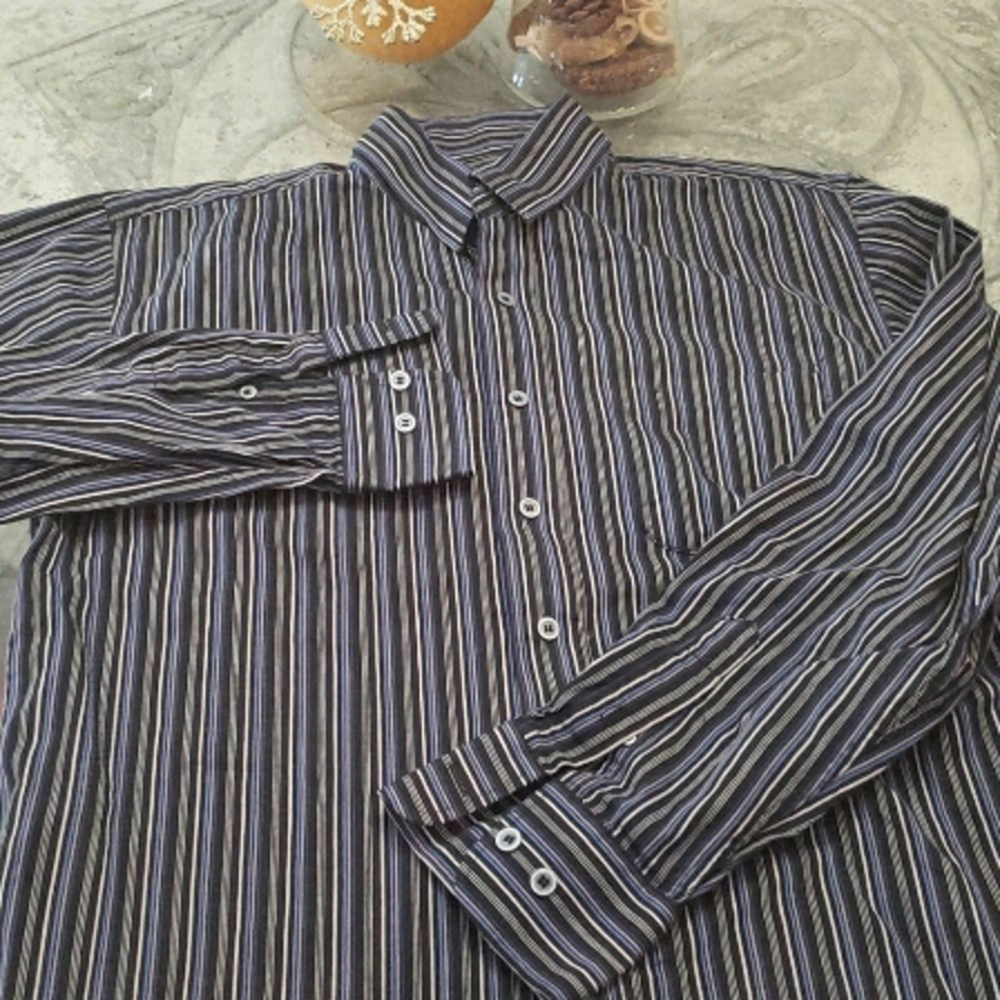 𝅺👌oleg Cassini shirt